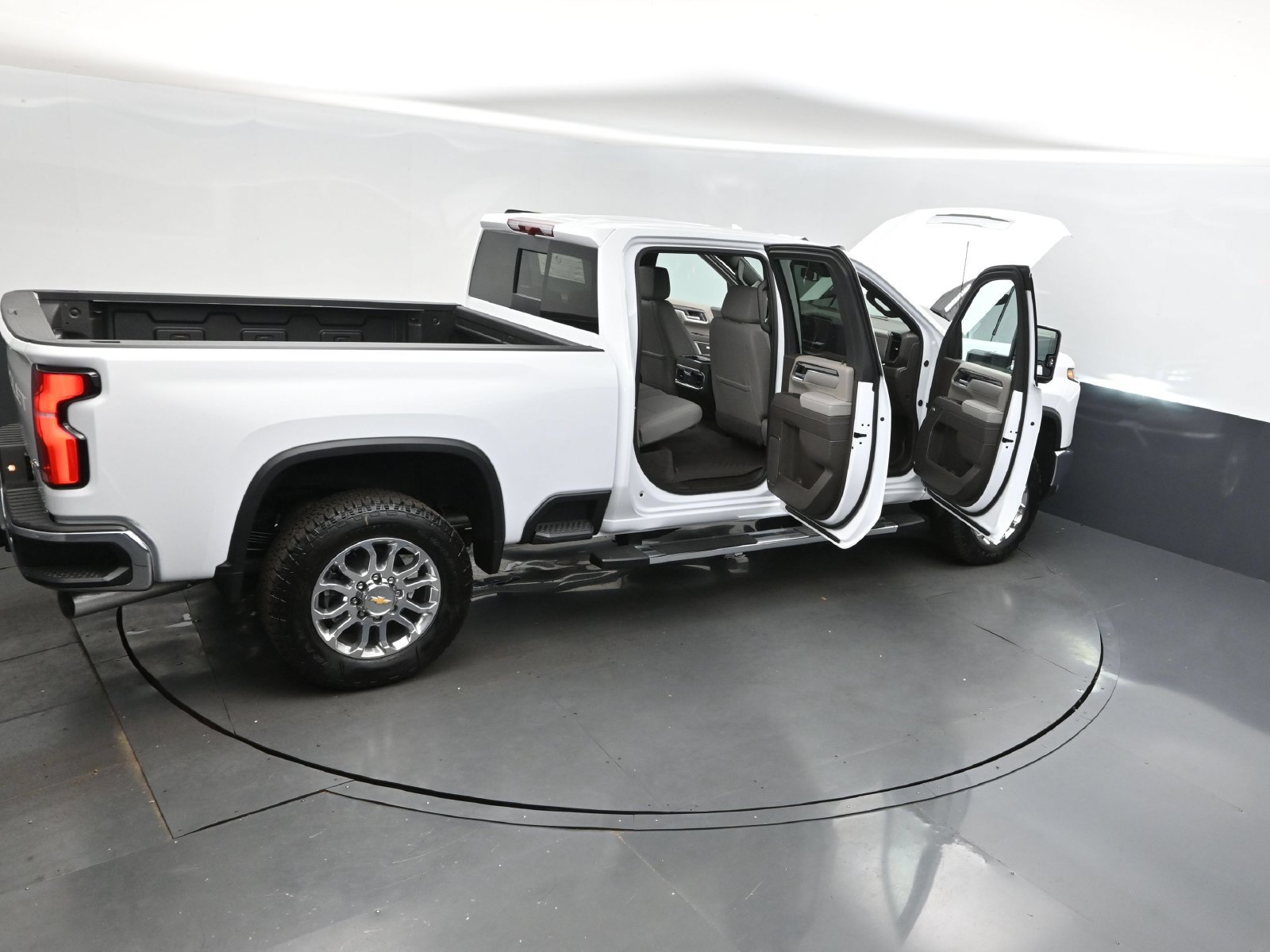 Used 2025 Chevrolet Silverado 2500 LTZ w/ LTZ Convenience Package AWD/4WD image 53