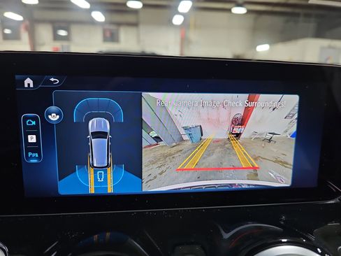 New 2025 Mercedes-Benz GLB 250 image 24