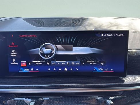 New 2026 BMW X5 xDrive40i w/ M Sport Package image 17