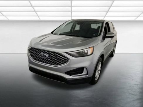 Certified 2023 Ford Edge SEL image 4