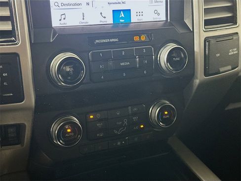 Used 2019 Ford F250 Platinum w/ FX4 Off-Road Package image 18