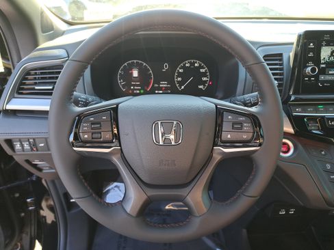 New 2026 Honda Odyssey Sport-L image 26