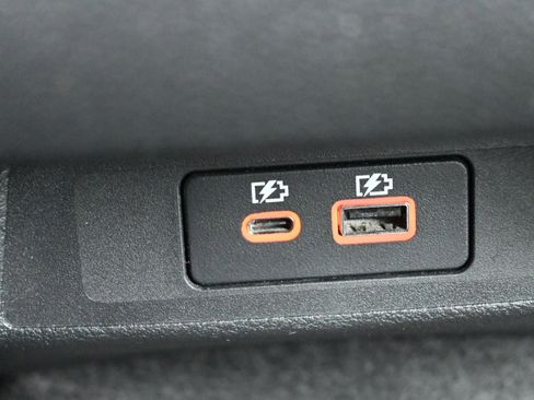 Used 2023 Nissan Altima 2.5 SR FWD image 16