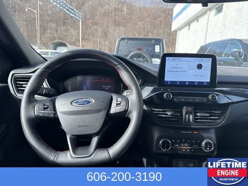 Used 2025 Ford Escape ST-Line Elite image 16