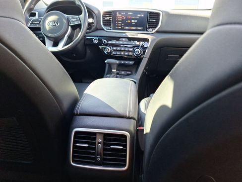 Used 2021 Kia Sportage EX w/ EX Technology Package image 33