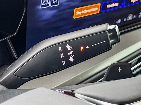 New 2026 Chevrolet Traverse LT w/ Enhanced Driving Package image 18