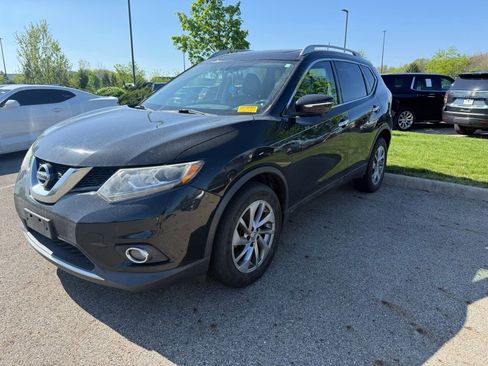 Used 2015 Nissan Rogue SL w/ SL Premium Package image 1