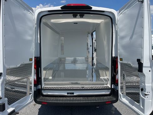 New 2025 Ford Transit 250 148 Medium Roof w/ Load Area Protection Package image 18