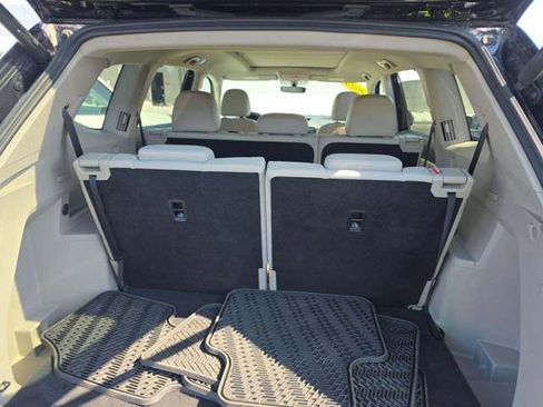 Used 2023 Volkswagen Atlas SE image 9