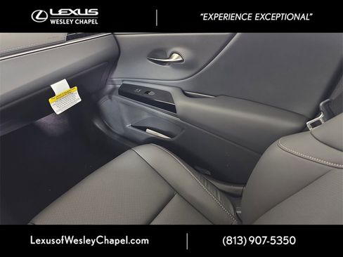 New 2025 Lexus ES 350 w/ Premium Package image 14