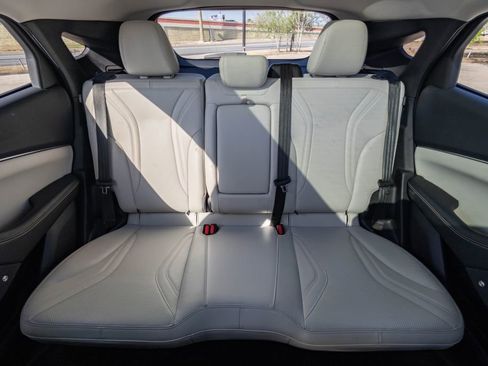 Used 2022 Ford Mustang Mach-E Premium image 18