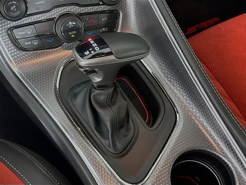 Used 2015 Dodge Challenger SRT Hellcat image 18