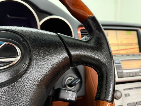 Used 2010 Lexus SC 430 Convertible image 23