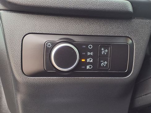Used 2025 Ford Escape ST-Line AWD/4WD image 5