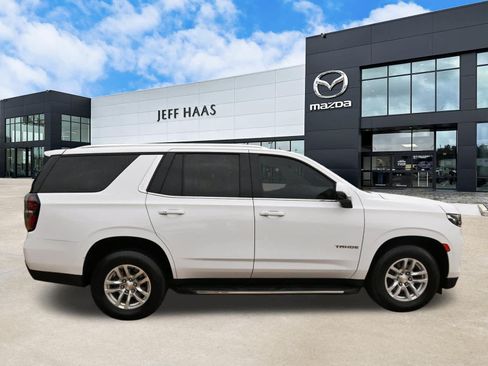 Used 2022 Chevrolet Tahoe LT w/ Luxury Package AWD/4WD image 5