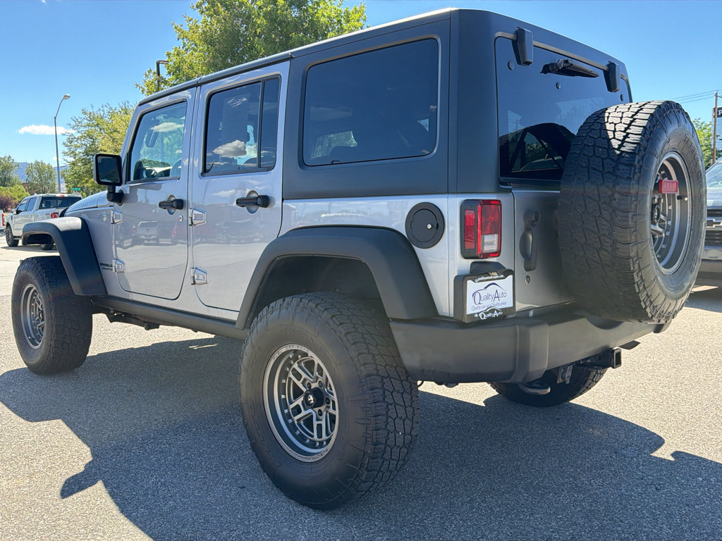 Used 2014 Jeep Wrangler Unlimited Rubicon w/ Max Tow Package AWD/4WD image 6