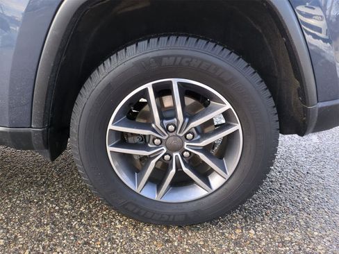 Certified 2019 Jeep Grand Cherokee Limited image 14