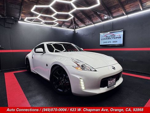 Used 2017 Nissan 370Z Coupe image 1