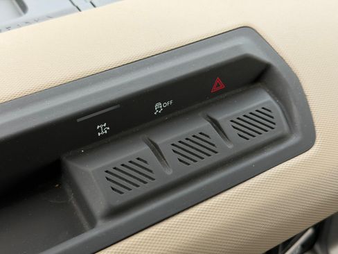 Used 2025 Ford Bronco Big Bend AWD/4WD image 40