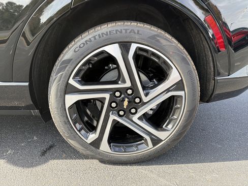 New 2026 Chevrolet Equinox EV LT image 20