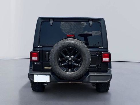 Used 2023 Jeep Wrangler Unlimited Sport AWD/4WD image 4