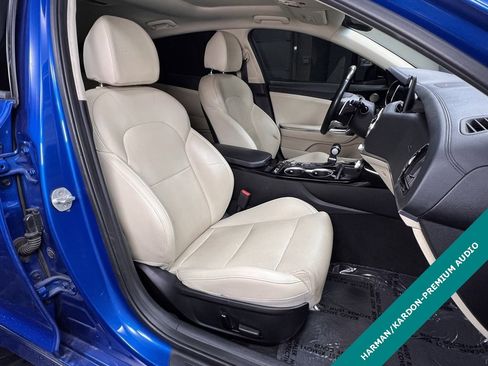 Used 2023 Kia Stinger GT-Line w/ Sun & Sound Package image 4