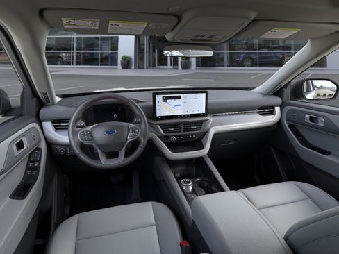 New 2026 Ford Explorer Active w/ Active Comfort Package AWD/4WD image 9