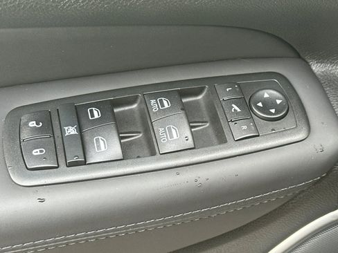 Used 2020 Jeep Grand Cherokee High Altitude image 15