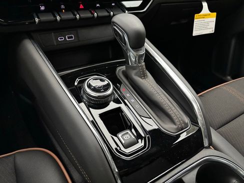 New 2026 GMC Canyon AT4 image 26