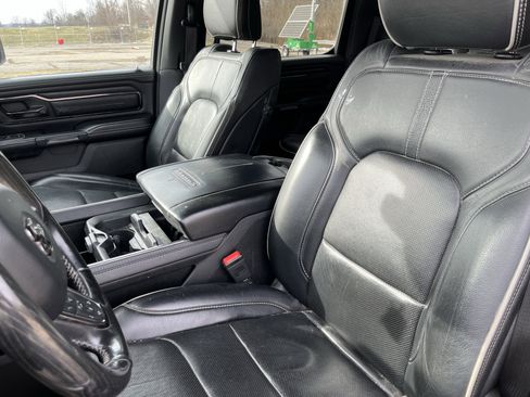 Used 2022 RAM 1500 Limited AWD/4WD image 9
