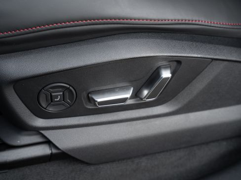 New 2026 Audi SQ8 Prestige image 25