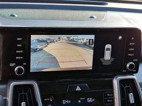 Used 2021 Kia Sorento SX image 19
