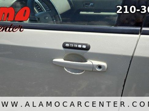 Used 2007 Ford Edge SEL FWD image 10