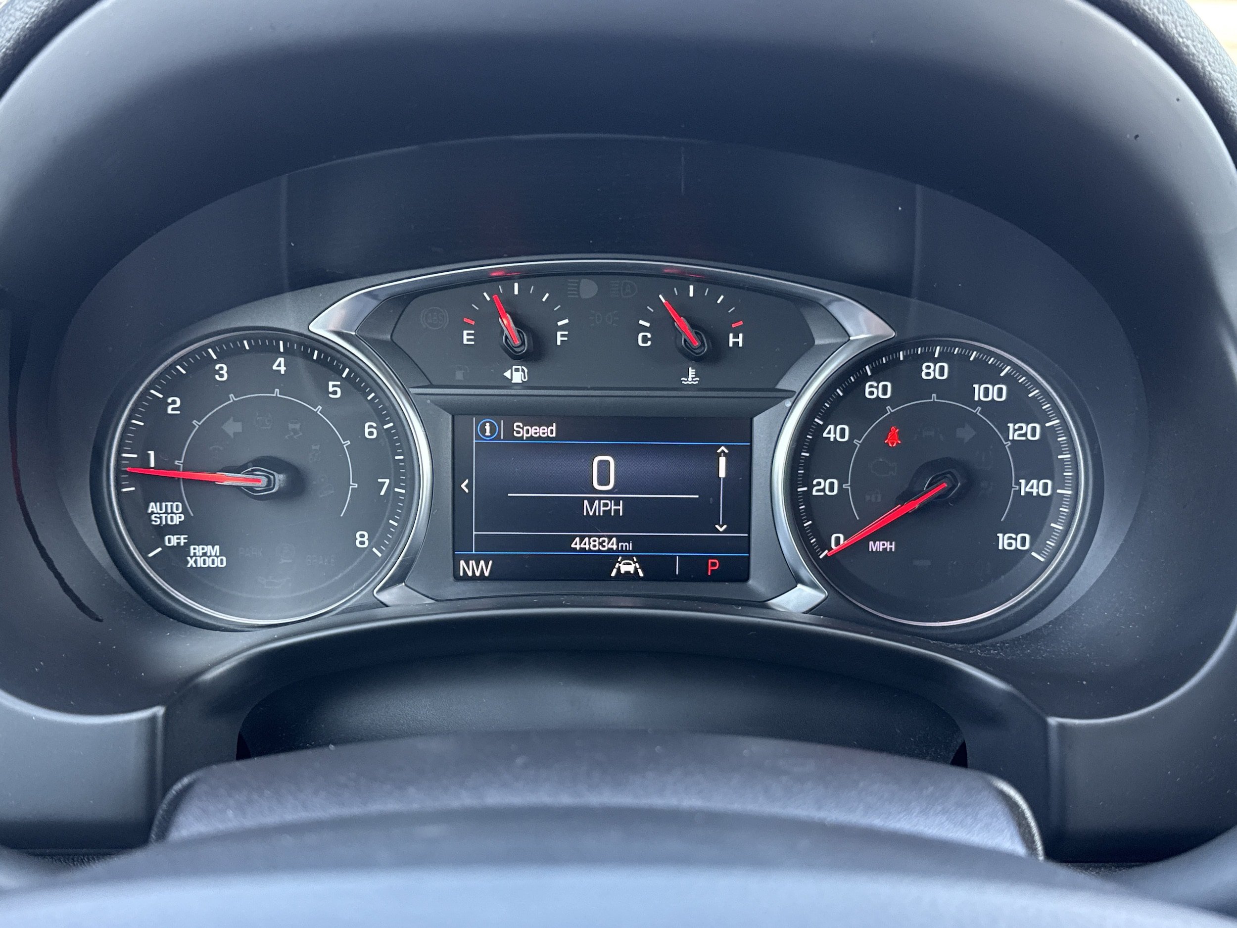 Used 2024 GMC Terrain SLE FWD image 29