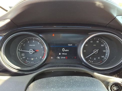 Used 2023 Buick Encore GX Essence w/ Experience Buick Package FWD image 17