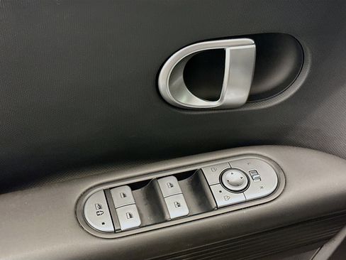 Used 2024 Hyundai Ioniq 5 SEL image 15