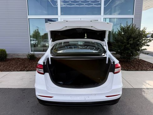 Used 2019 Ford Fusion SE FWD image 38