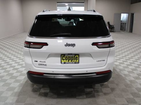 Used 2021 Jeep Grand Cherokee L Limited AWD/4WD image 10