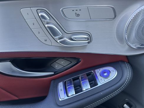 Used 2020 Mercedes-Benz GLC 300 4MATIC Coupe image 13