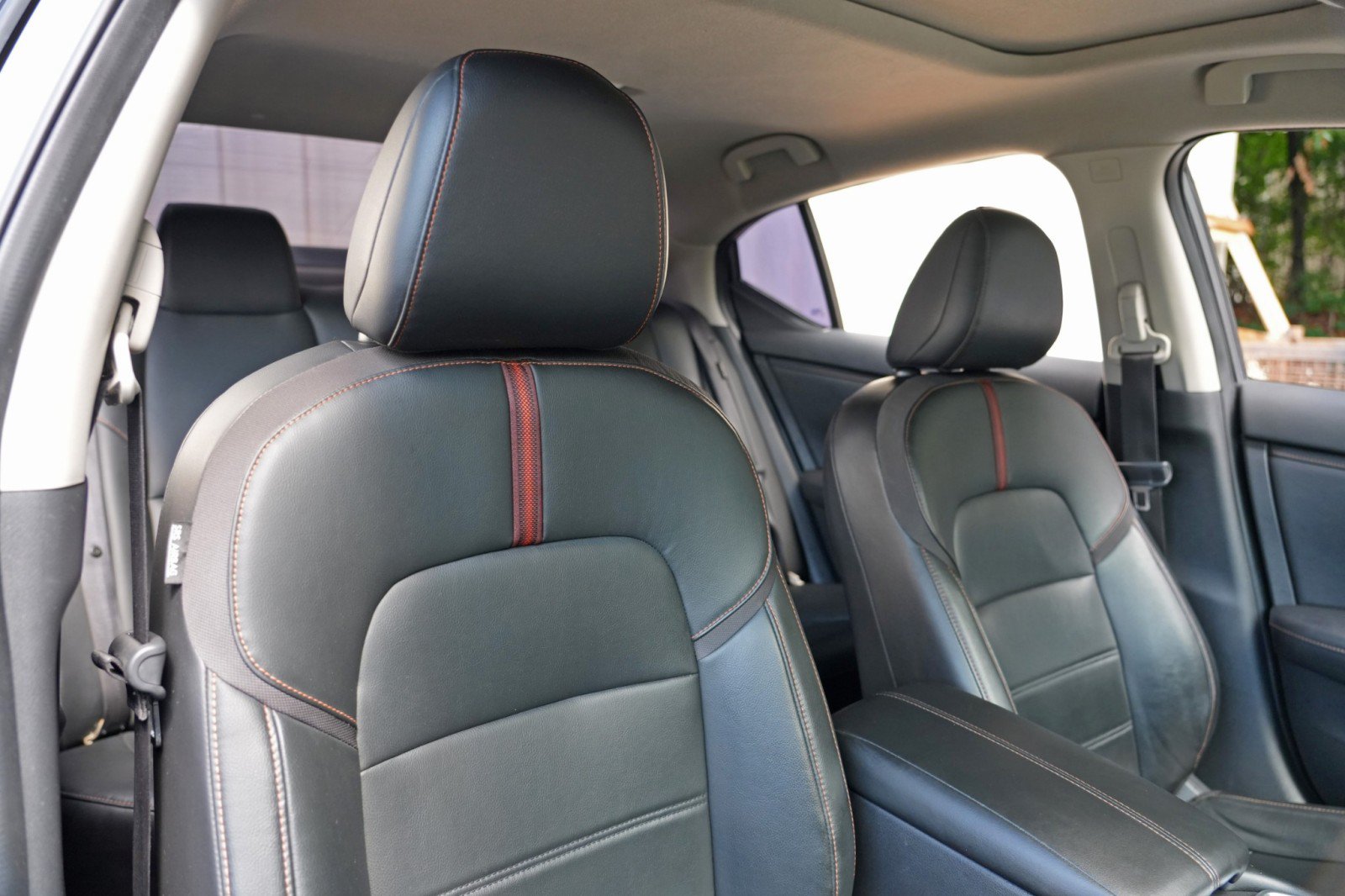 Used 2021 Nissan Sentra SR w/ SR Premium Package FWD image 32