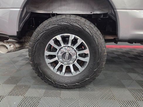 Used 2020 Ford F250 Lariat w/ Lariat Value Package AWD/4WD image 92