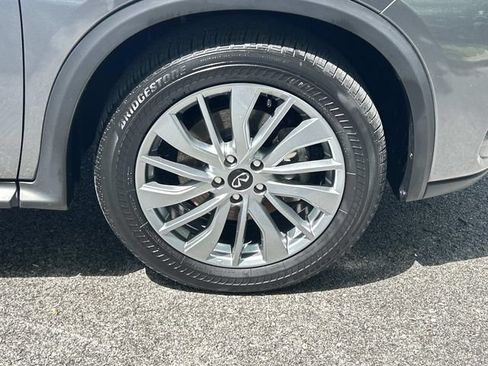 Certified 2025 INFINITI QX50 Pure AWD/4WD image 9