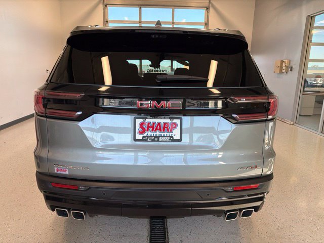 Used 2026 GMC Acadia AT4 w/ LPO, Floor Liner Package AWD/4WD image 7