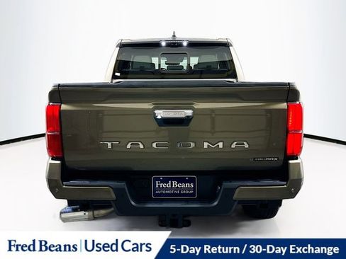 Used 2025 Toyota Tacoma Limited AWD/4WD image 8