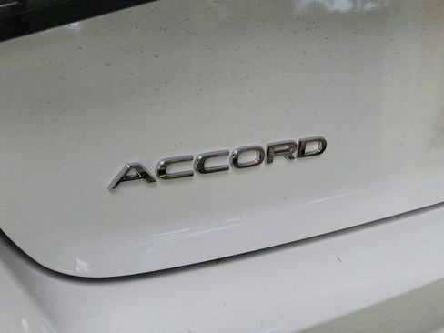 Used 2023 Honda Accord Sport image 4