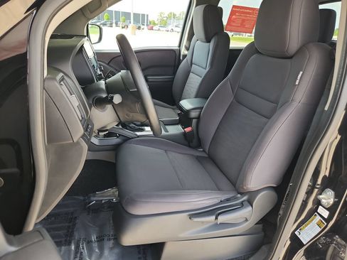 Certified 2025 Nissan Frontier S w/ S Utility Package RWD image 18