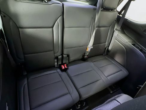 Used 2025 GMC Yukon Denali image 27