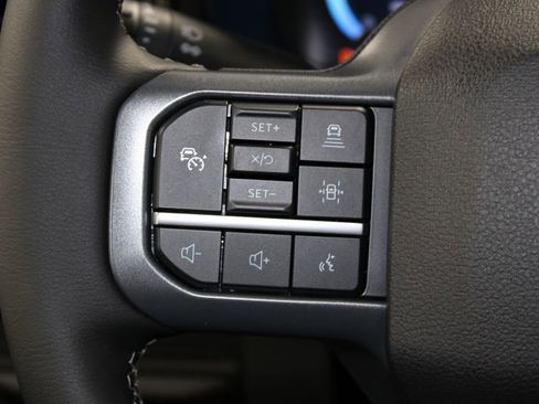 New 2026 Ford F250 Lariat w/ Black Appearance Package image 38