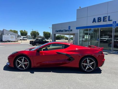 Used 2021 Chevrolet Corvette Stingray Premium Cpe w/ Z51 Performance Package RWD image 11