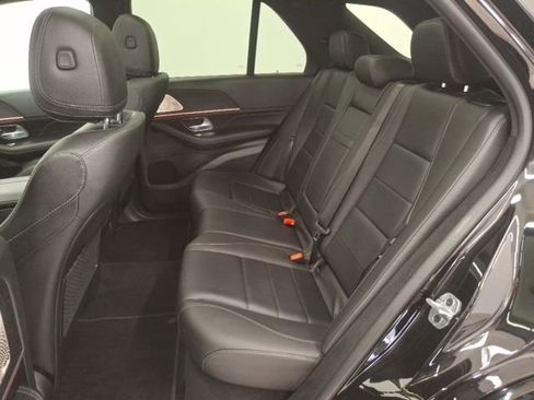 Used 2025 Mercedes-Benz GLE 350 4MATIC image 46